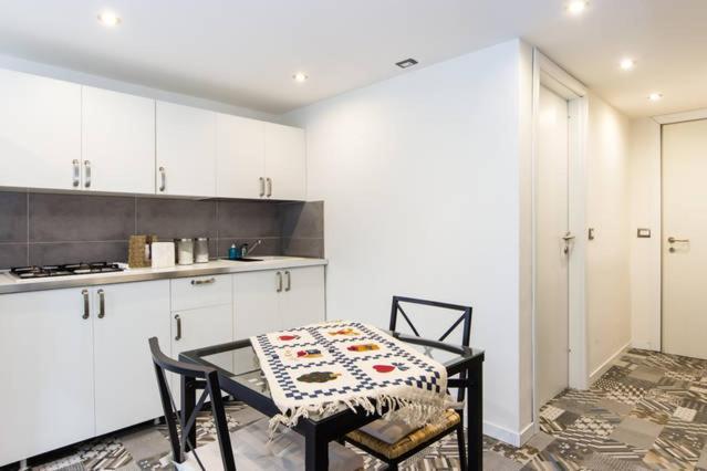 Umberto Flat City Center Катания Екстериор снимка