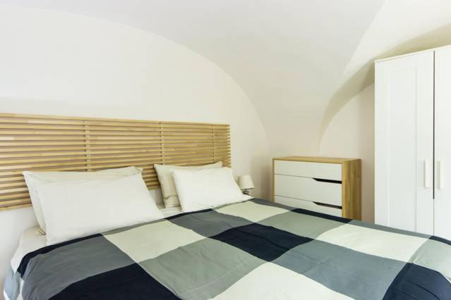 Umberto Flat City Center Катания Екстериор снимка